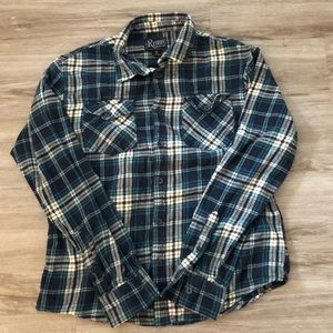 ⭐️Men’s plaid flannel shirt